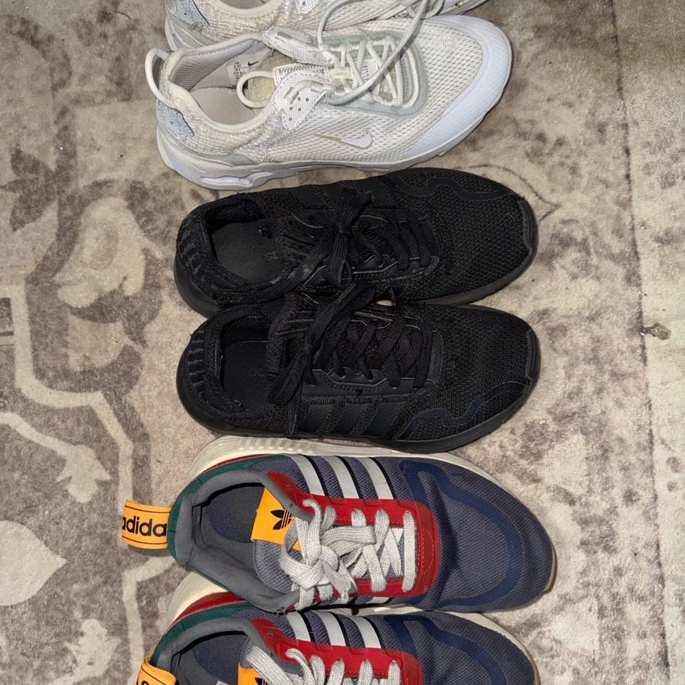 Adidas Sneaker Collection - Black, White, Multicolor